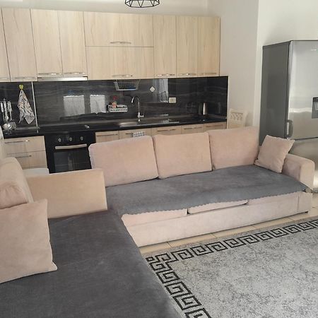 Comfy City Center Apartment Shkodër Exteriör bild