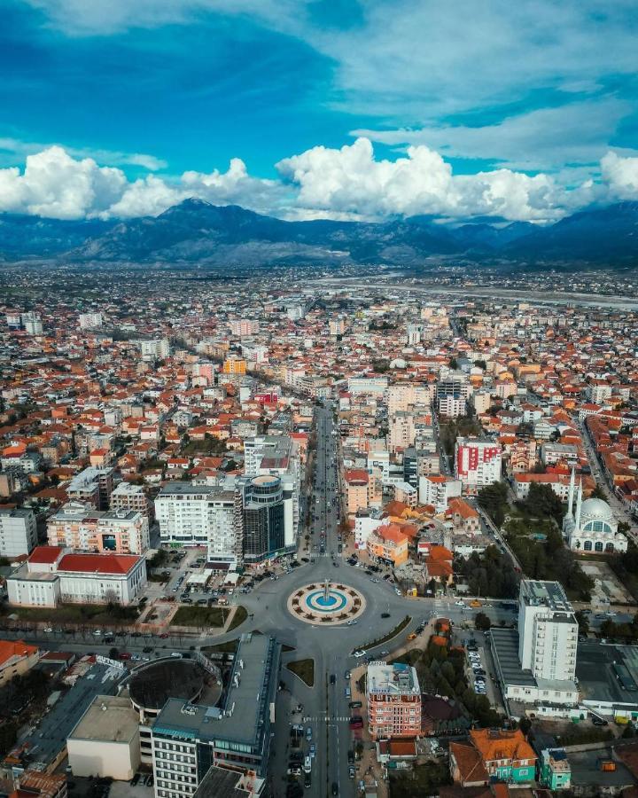 Comfy City Center Apartment Shkodër Exteriör bild
